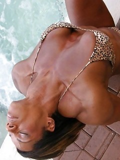 Muscle Black Women Oiled Ebony Tits
